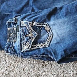 Womens size 29 Miss me jeans. Boot cut. In great condition.